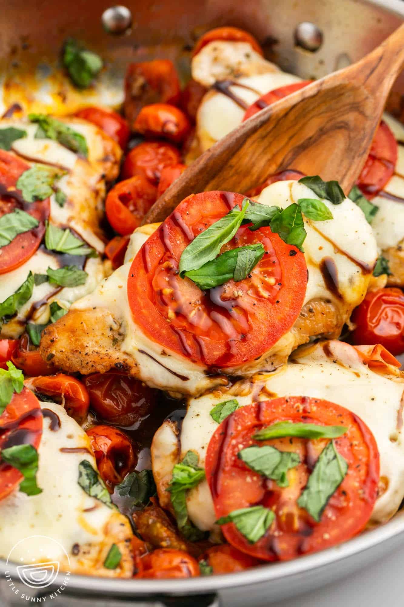 The Best Chicken Caprese: Juicy, Creamy, & Fragrant Perfection